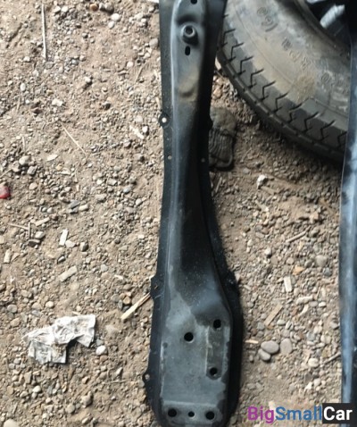 Балка лыжа тойота авенсис 2005