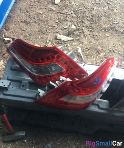 Фонарь Ниссан теана