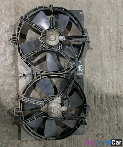 Диффузор радиатора в сборе Nissan Sunny 15