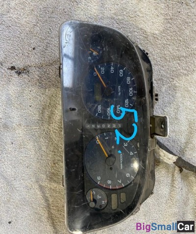 Панель приборов Subaru Forester