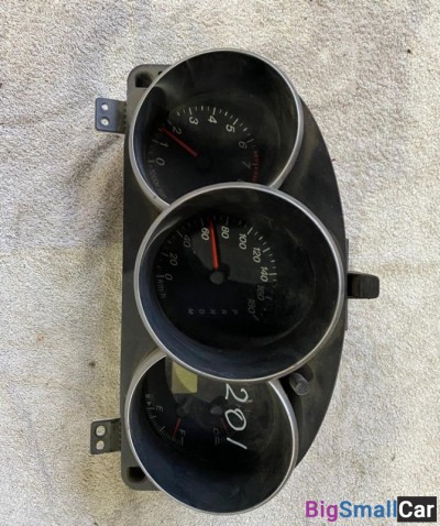 Панель приборов Mazda Axela