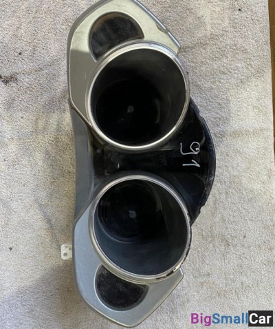 Панель приборов Subaru Tribeca