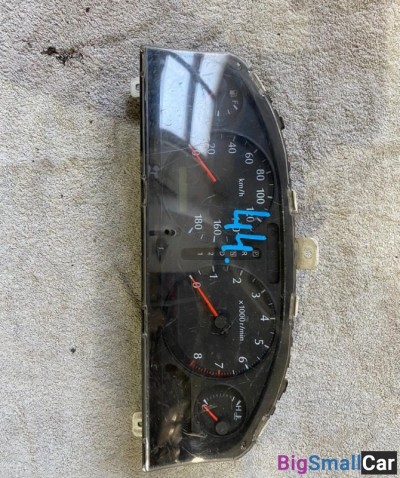 Панель приборов Nissan Sunny (N16)