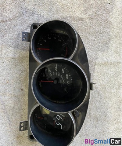 Панель приборов Mazda 3