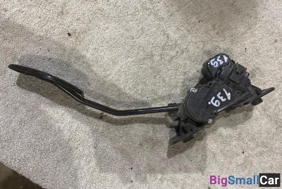 Педаль газа Suzuky Alto